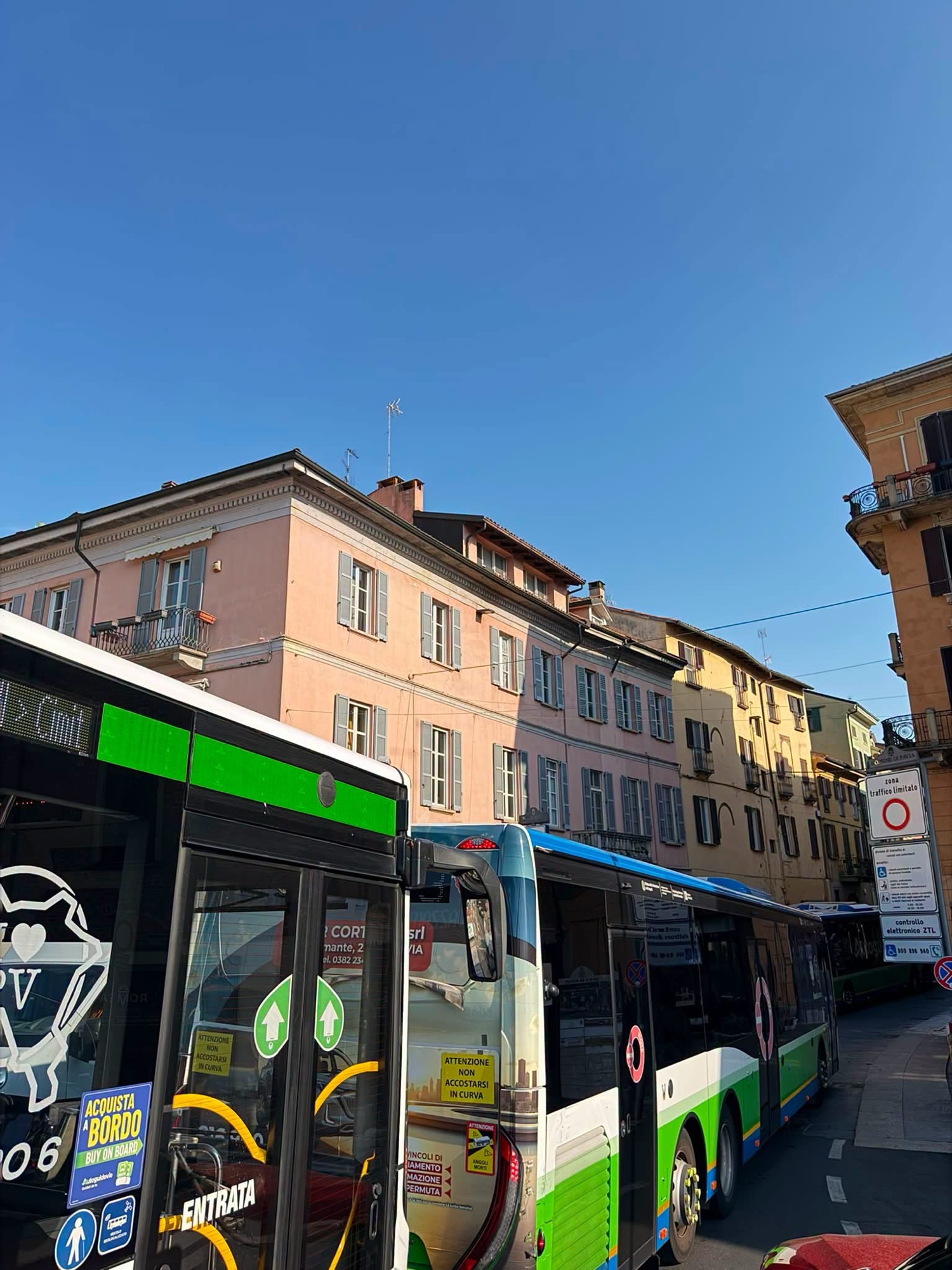 Codice zozzo: la mobilità della Sarchiapona a Pavia