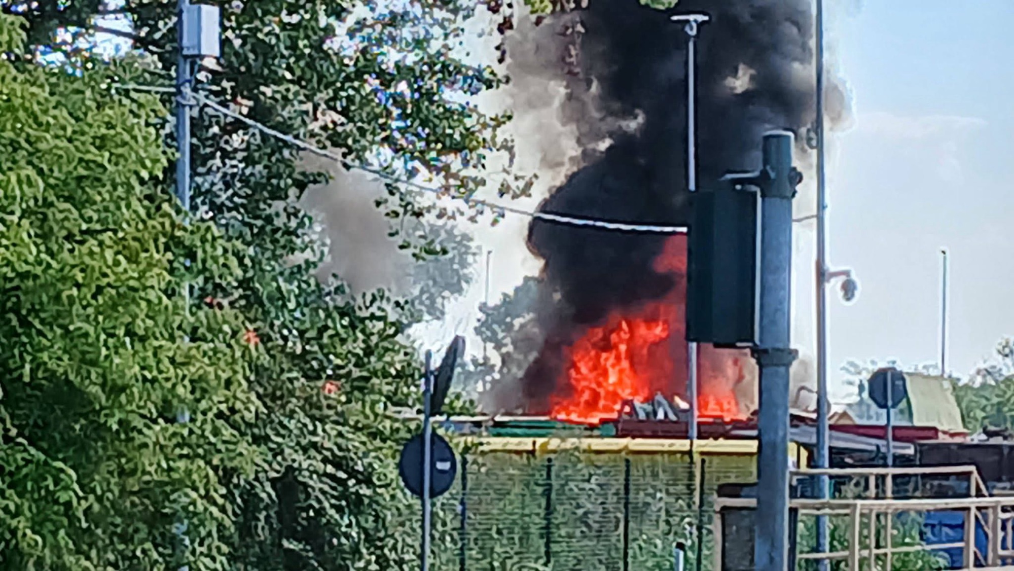 Sarà mica il centro di raccolta di Asm Pavia?